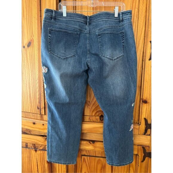 J. Jill Embroidered Cropped Jeans - Picture 5 of 6